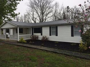 167 McWhorter Spur Rd, Albany, KY 42602