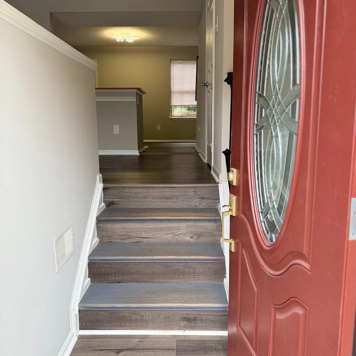 3 bed, 2.0 bath, 1418 sqft, $2,800 — Photo 1