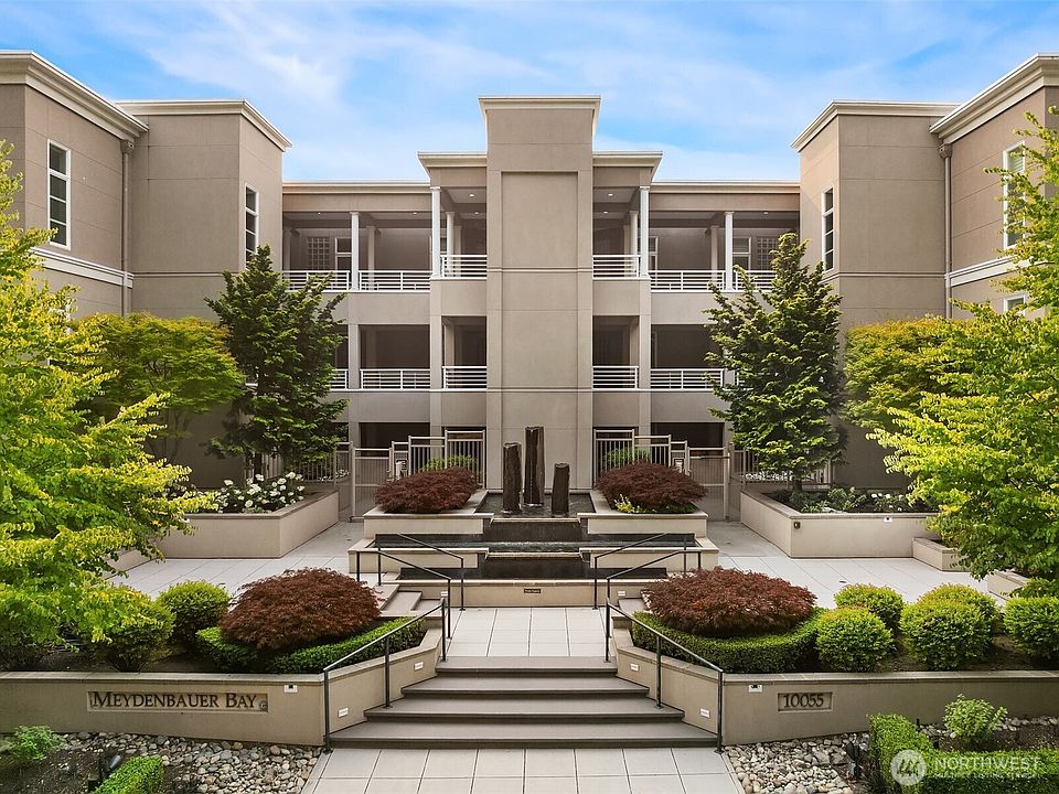 1st image of 10055 Meydenbauer Way SE #4