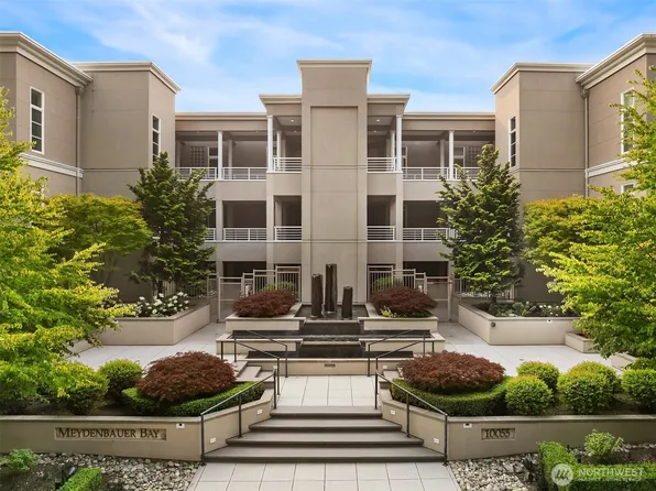 10055 Meydenbauer Way SE #4, Bellevue, WA 98004