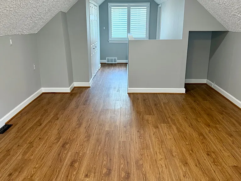 Upstairs bedroom 3