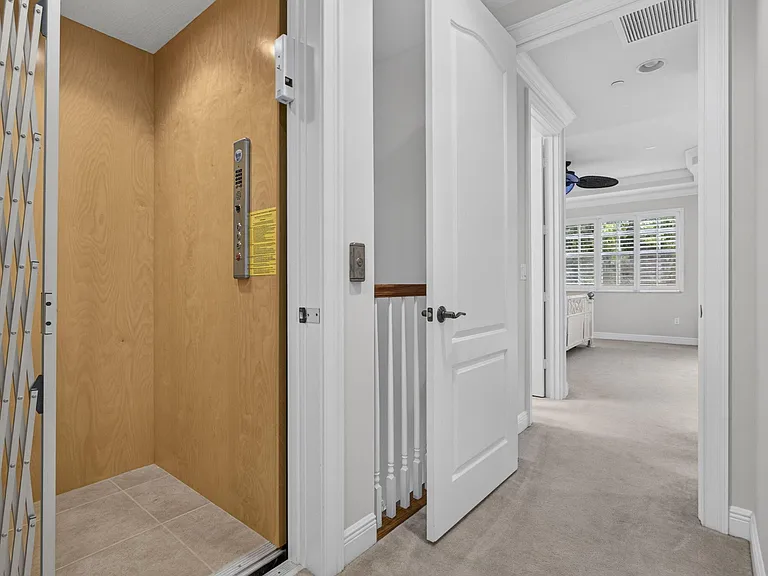 222 Tresana Blvd #44 — Photo 45