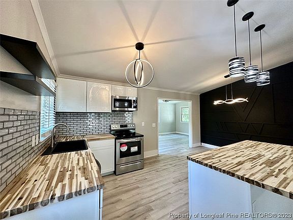 4th image of 718 Buena Vista Dr