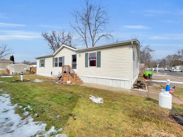 21932 Letour St, Romulus, MI 48174