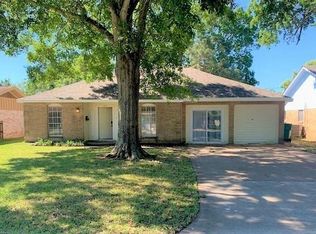 1853 Dolphin Dr, Seabrook, TX 77586