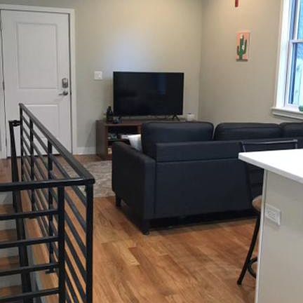 3rd image of 1639 W Girard Ave #2