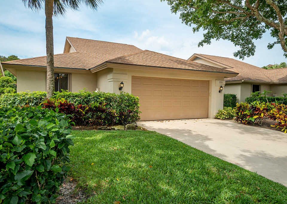 1st image of 130 Sand Pine Dr