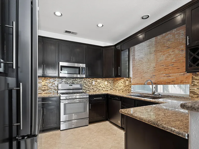 31 Nopalitos Way — Photo 9