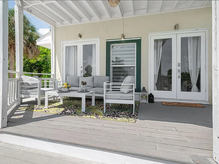 12417 S Indian River Dr — Photo 9