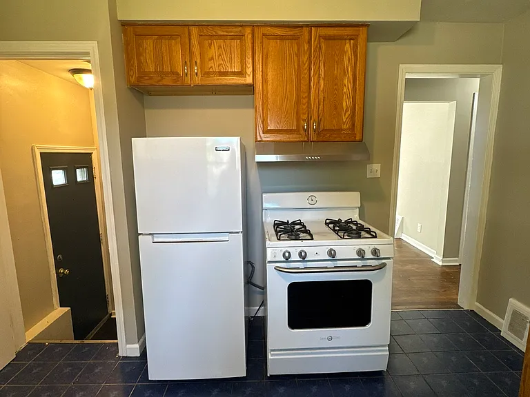 648 Cleveland Ave — Photo 13