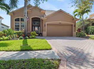 9965 Sago Point Dr, Seminole, FL 33777