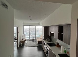 17 Bathurst St #4507, Toronto, ON M5V 2N9