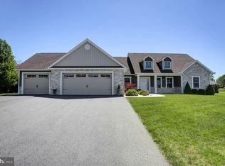 5890 Gabrielle Ln, Chambersburg, PA