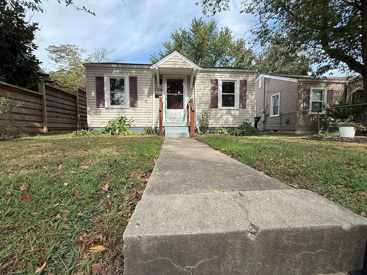 Germantown Area Newly Renovated 1 bedroom Home — Photo 2
