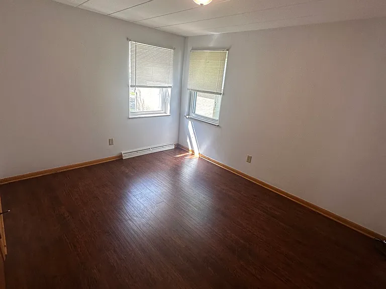 1777 Liberty Dr — Photo 5