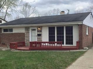 17926 Wildwood Ave, Lansing, IL