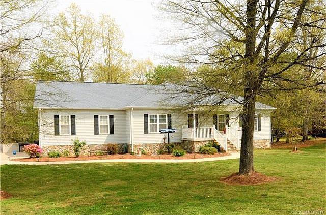 1st image of 147 Stonefield Dr
