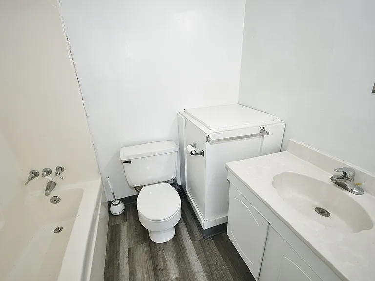 105 Ella St — Photo 19