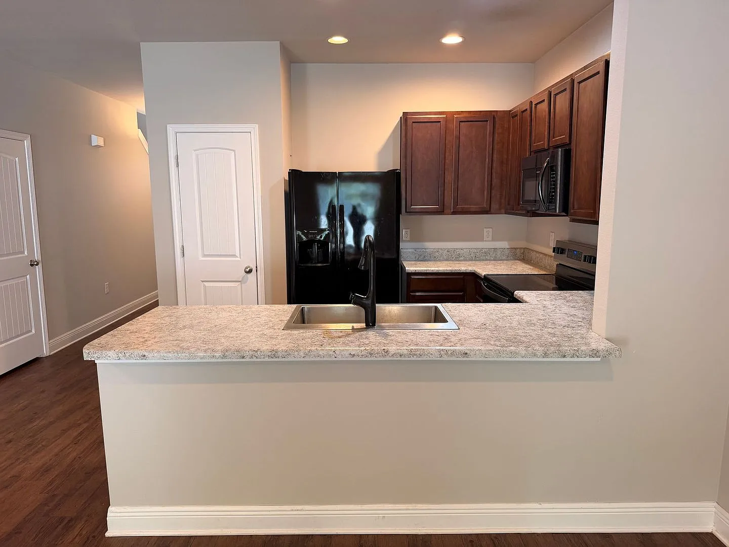 5972 Callaway Circle — Photo 4