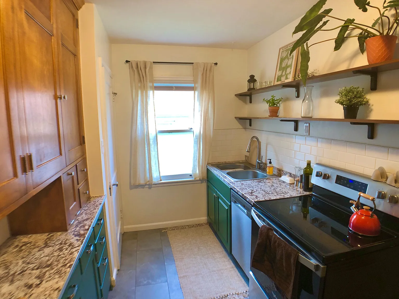 2 bed, 911 sqft, $1,900 — Photo 4