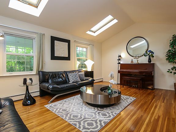 Chic, sun-filled living room