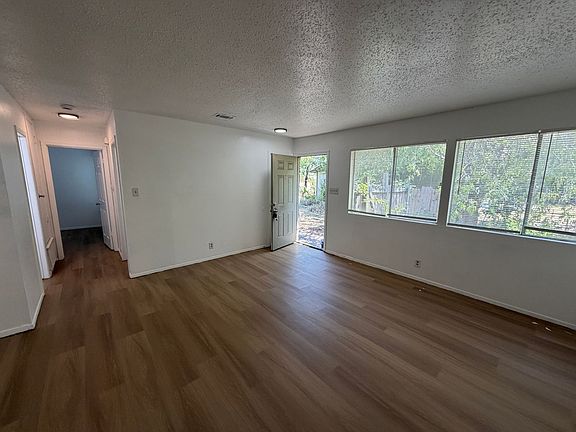 3rd image of 704 Osage Dr #704A