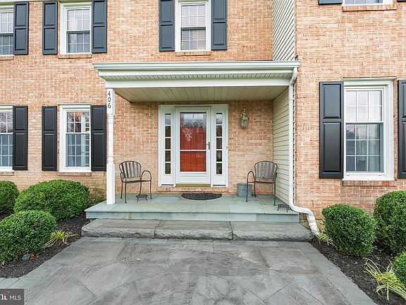 4th image of 406 Beaumont Cir