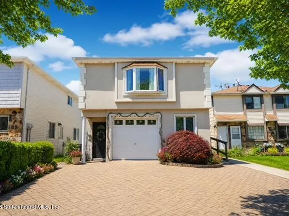 59 Luke Ct, Staten Island, NY 10306