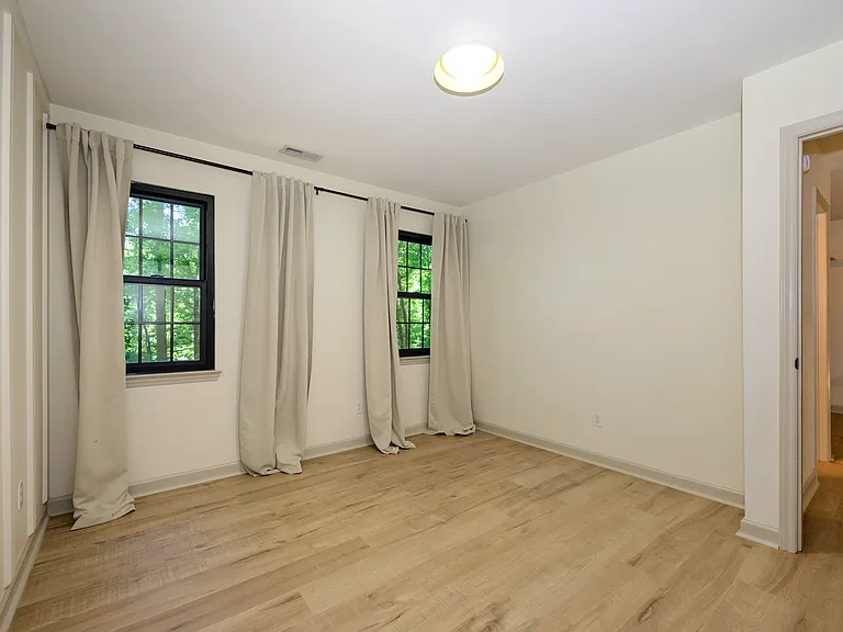 7802 Pinetuck Ln — Photo 25