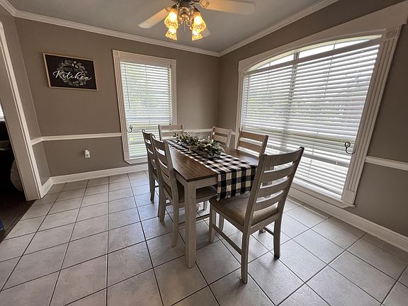 2nd image of 13537 Meadow Crossing Dr