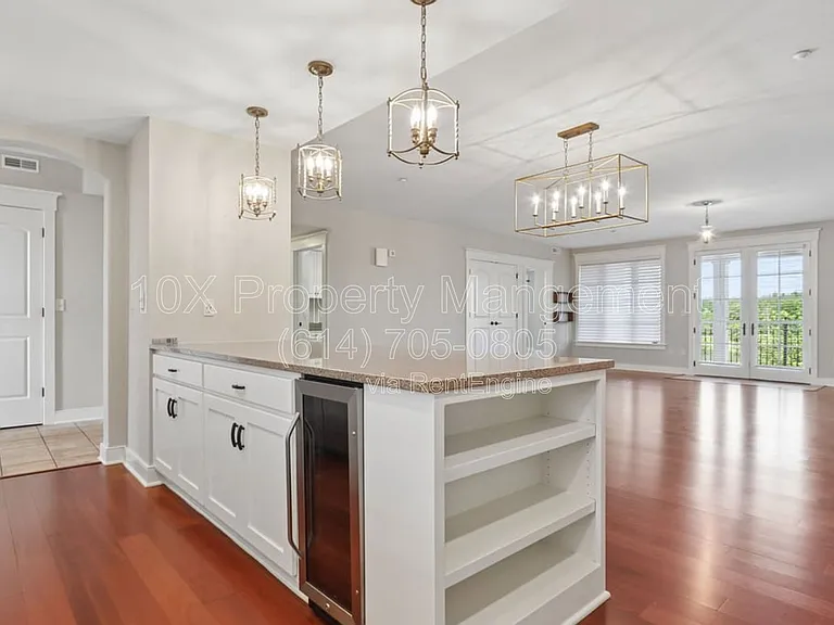 9045 Terrazza South Ct — Photo 13