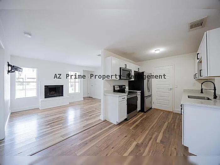 3511 E Baseline Rd #1010 — Photo 8