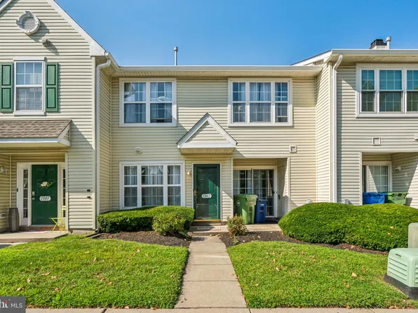 1302 Lakeside Dr, Palmyra, NJ 08065