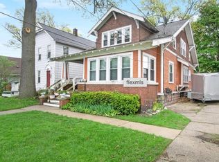 1519 Lakeshore Dr, Muskegon, MI 49441