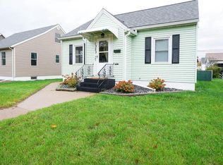 1323 Travis St, La Crosse, WI 54601
