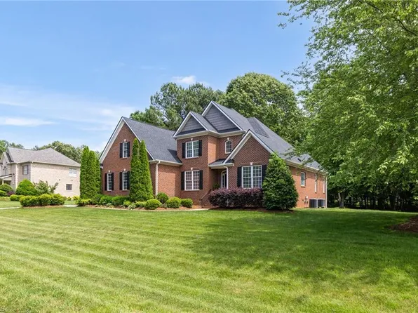 708 Oldsquaw Dr, Greensboro, NC 27455