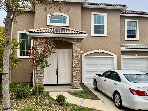 4442 W Langden Dr, Fresno, CA 93722