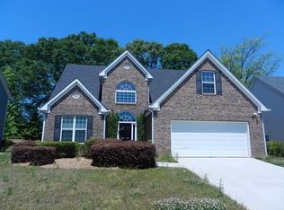 2399 Pate Brook Rd, Snellville, GA 30078