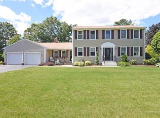 8 Sugar Maple Dr, Coventry, RI 02816