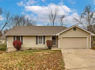 8241 N Forest Ave, Kansas City, MO 64118