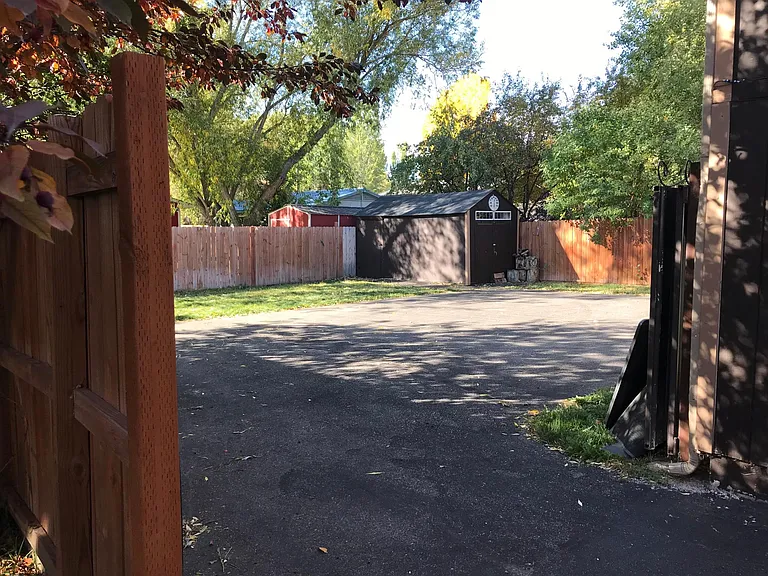 Meadowlark Ln — Photo 27