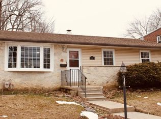 665 Schoolside Ln, Swarthmore, PA 19081