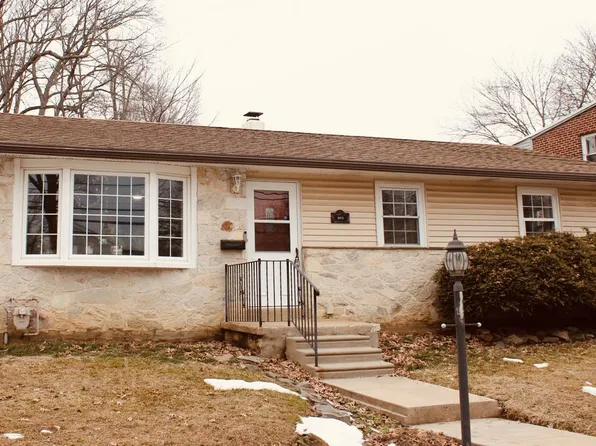 665 Schoolside Ln, Swarthmore, PA 19081