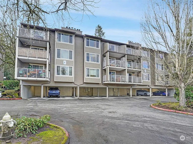 208 Mountain Park Blvd SW — Photo 1