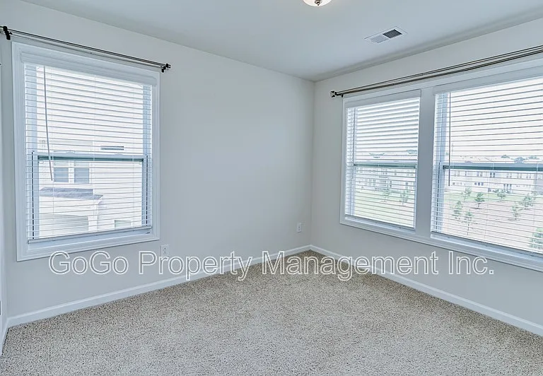 412 Yellow Fox Rd #1 — Photo 10