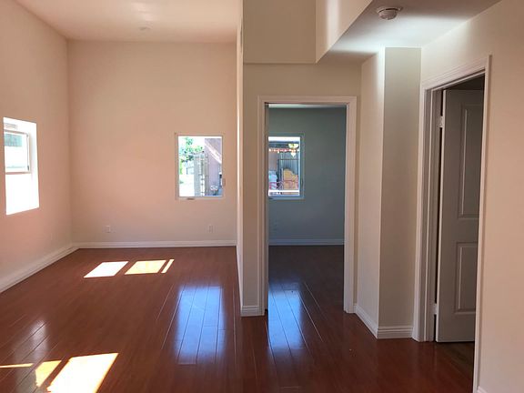 4th image of 1554 W 226th St