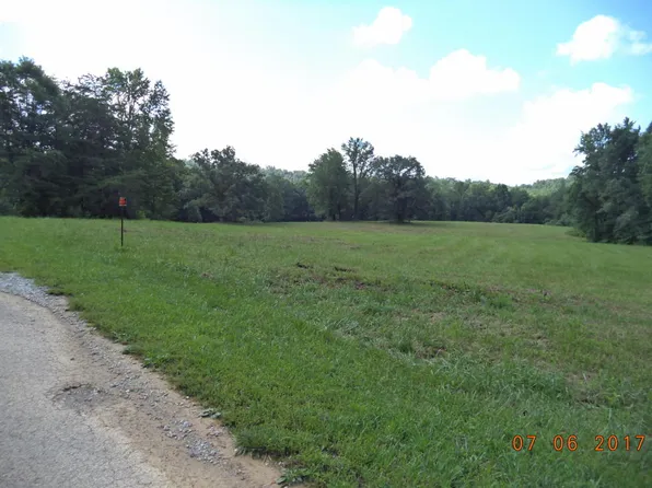 Bear Hollow Rd, Oneida, TN 37841