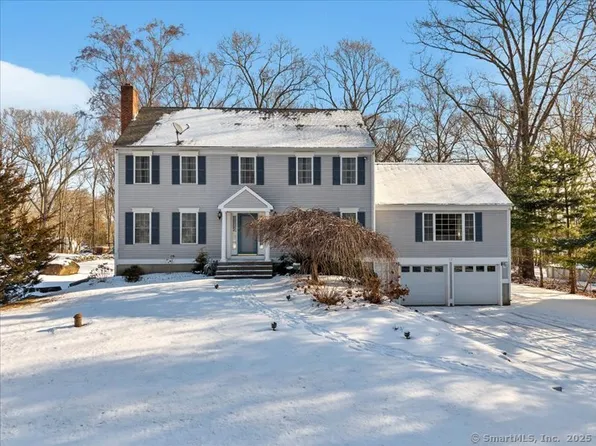 12 Davis Farm Road, Clinton, CT 06413