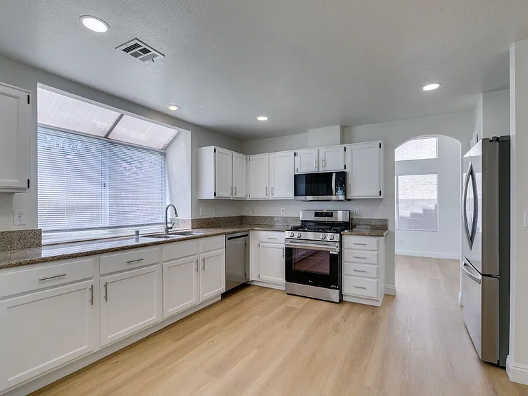 2113 Desert Peak Rd — Photo 16