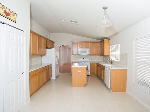 5th image of 1747 Dittmer Cir SE